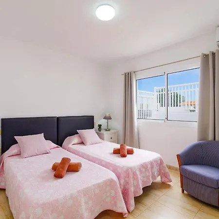 Esmeralda By * Κοραλέχο